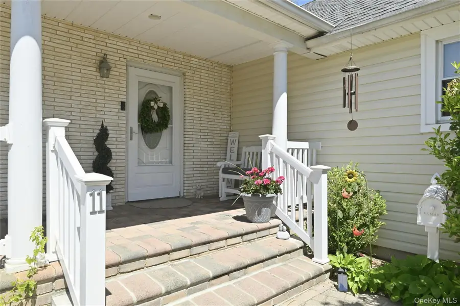11 Rumson Road, Massapequa, NY 11758 - #2