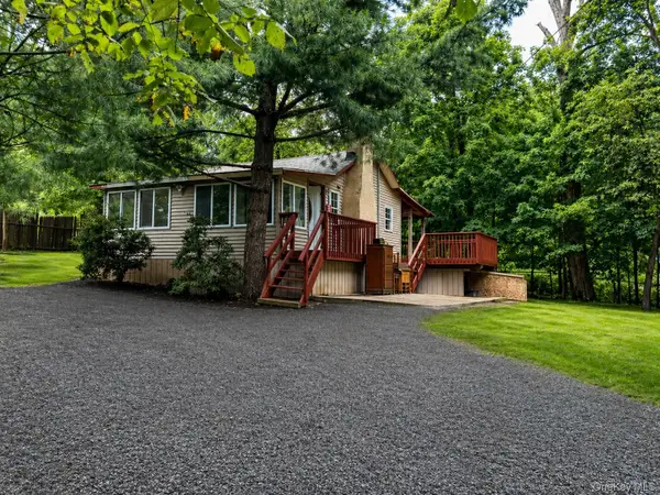10 Lookout Trail, Monroe, NY 10950