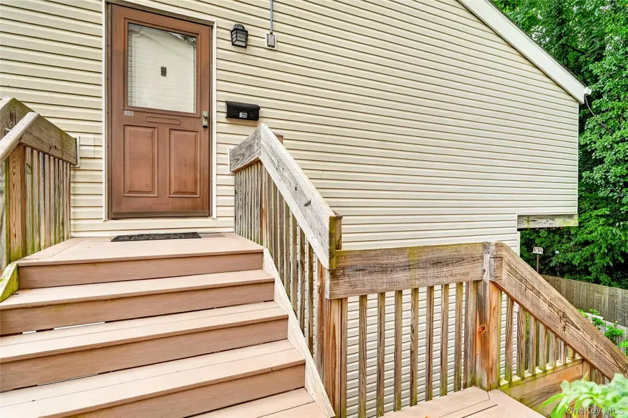 23 Hillside Terrace #D, White Plains, NY 10601 - #3