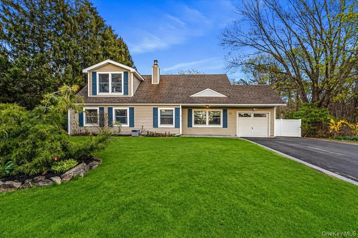 79 White Pine Way, Medford, NY 11763 - #1