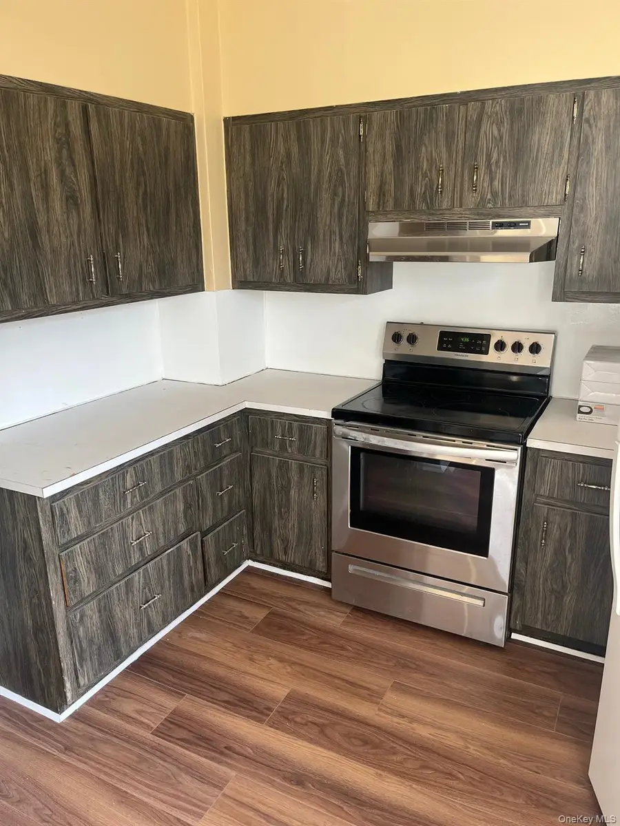 235 Smith Avenue, Kingston, NY 12401 - #3