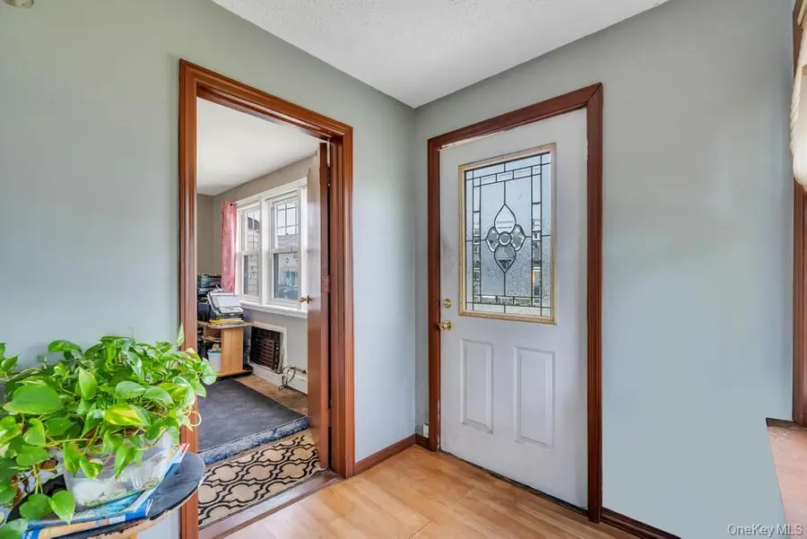 20 Ronald Place, Roosevelt, NY 11575 - #3
