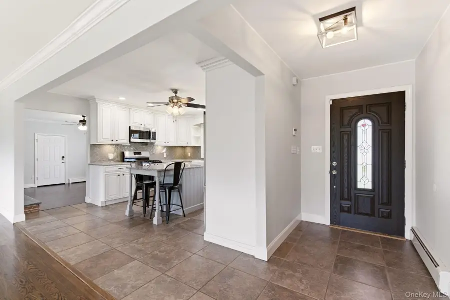 22 Wiggins Street, Ronkonkoma, NY 11779 - #3