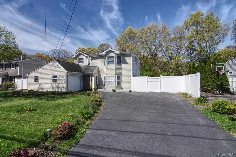 96 Stuyvesant Drive, Port Jefferson Station, NY 11776 - #2