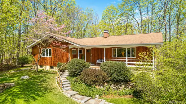 86 Mount Airy Road E, Croton-on-Hudson, NY 10520