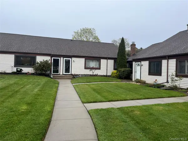 50 Gauguin Court #50, Middle Island, NY 11953