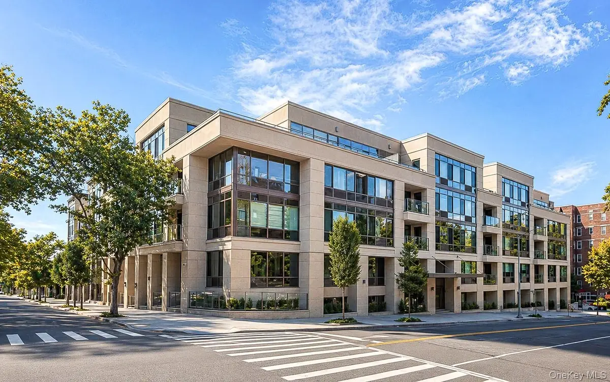 64-05 Yellowstone Boulevard #PH508, Forest Hills, NY 11375 - #1