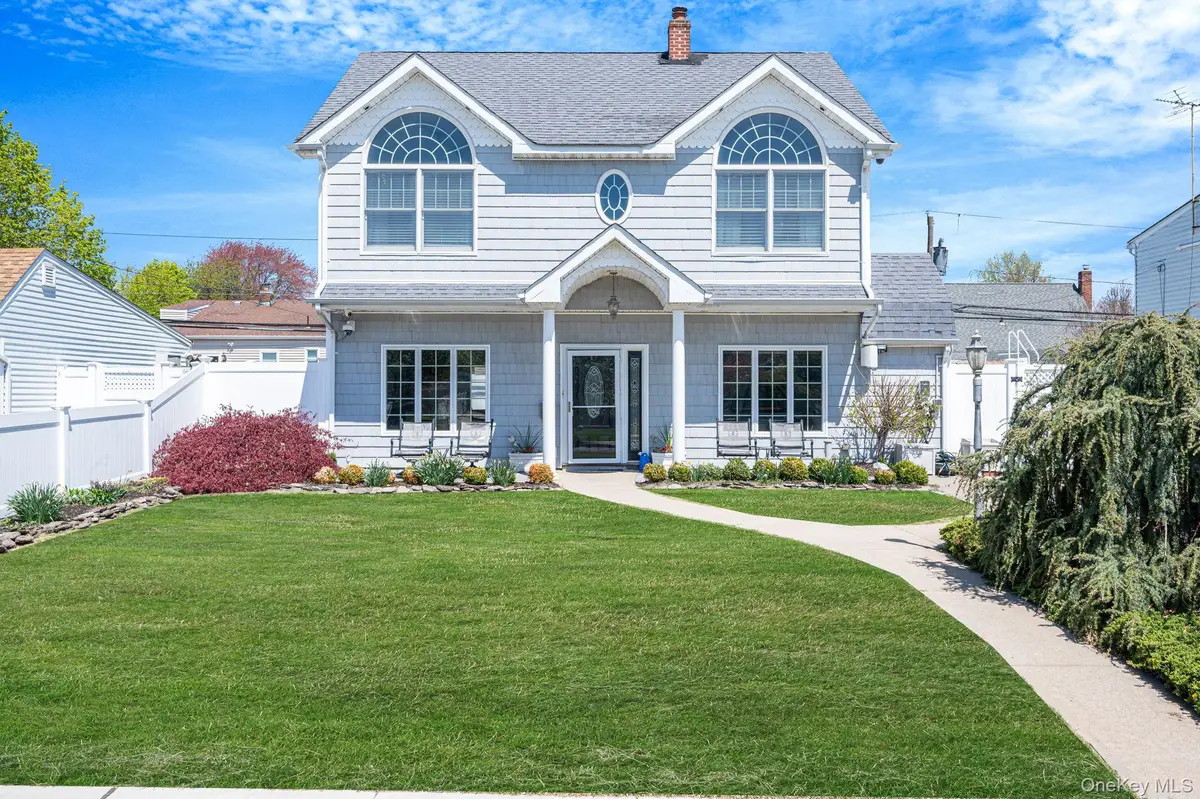 71 Hill Lane, Levittown, NY 11756 - #1