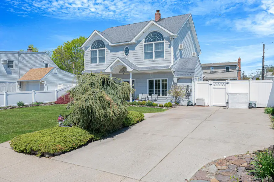 71 Hill Lane, Levittown, NY 11756 - #2