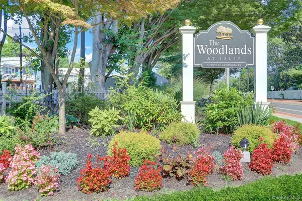 84 Cardinal Lane #1B, Islip, NY 11751