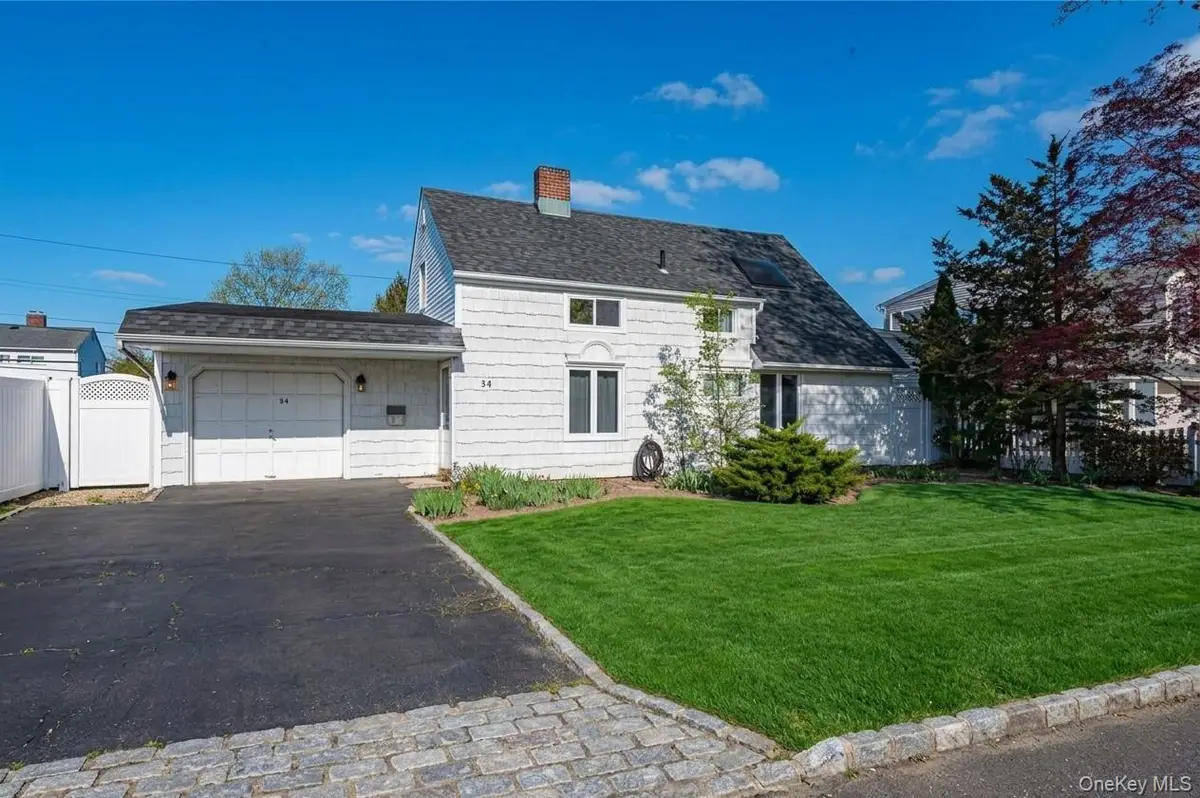 54 Ramble Lane, Levittown, NY 11756 - #1