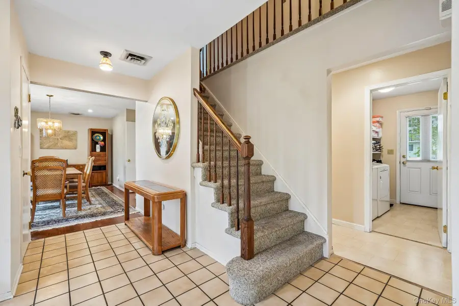 7 Maplewood Lane, New City, NY 10956 - #2