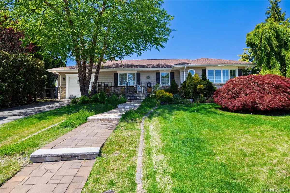 406 Jefferson Street, Franklin Square, NY 11010 - #1