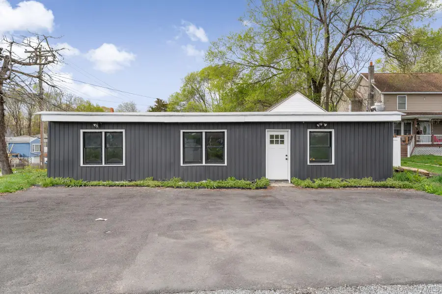 637 Violet Avenue, Hyde Park, NY 12538 - #2