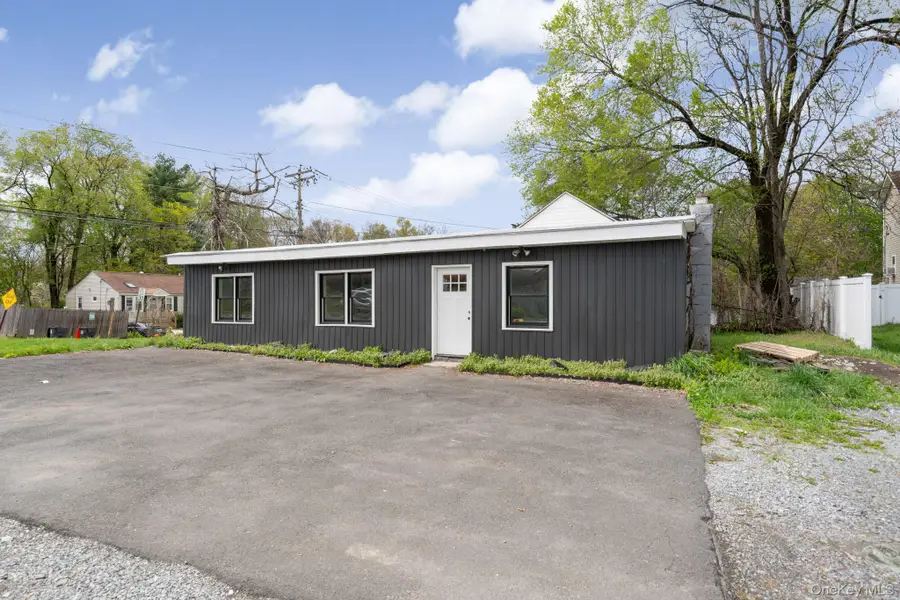 637 Violet Avenue, Hyde Park, NY 12538 - #3