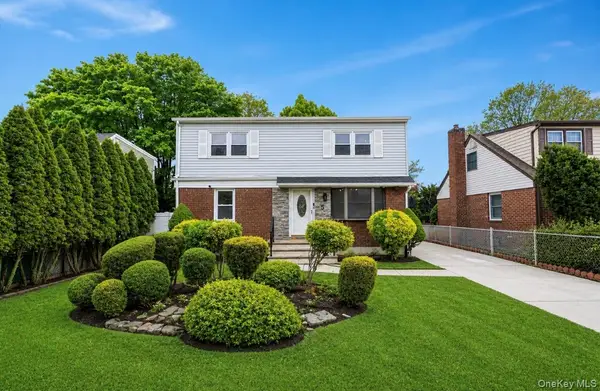 5 Edward Avenue, Hicksville, NY 11801