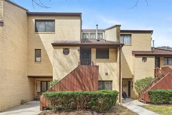 368 N Greeley Avenue, Chappaqua, NY 10514