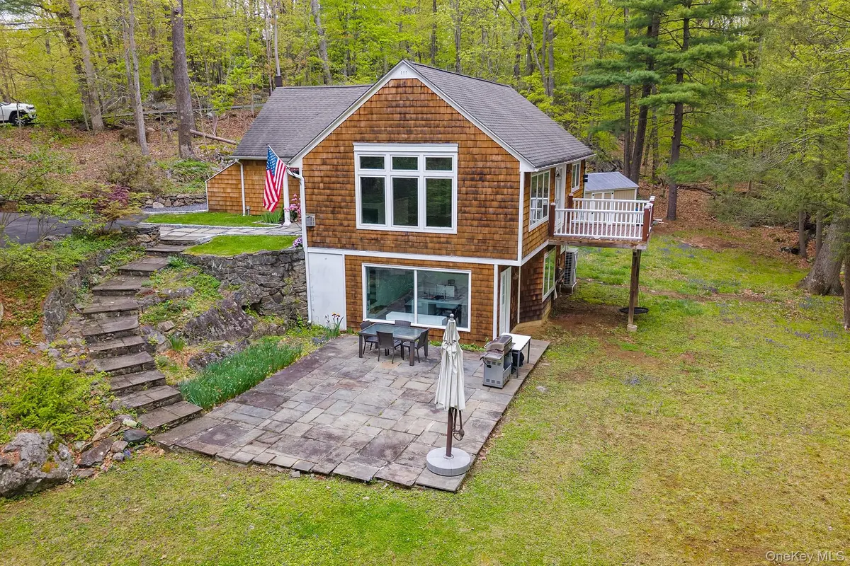 1470 Maiden Lane, Yorktown Heights, NY 10598 - #1