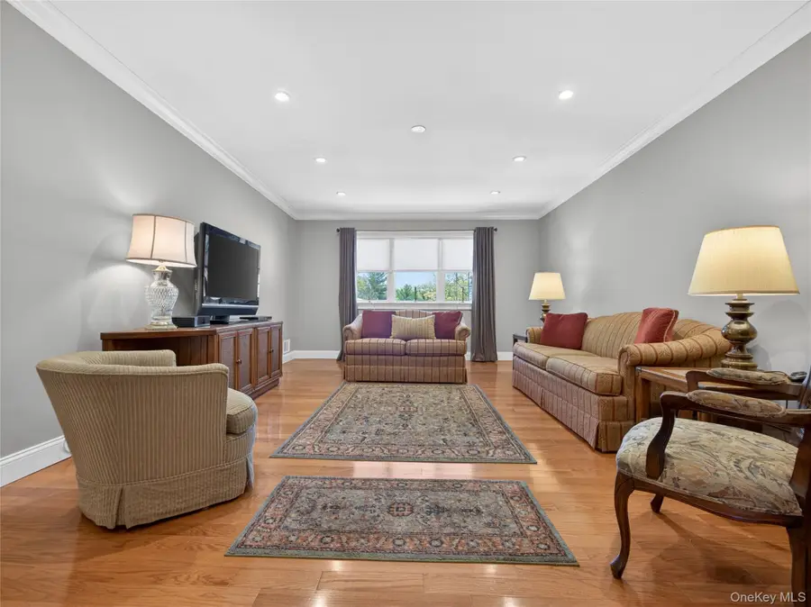 68 Bon Aire Circle #P11, Suffern, NY 10901 - #3