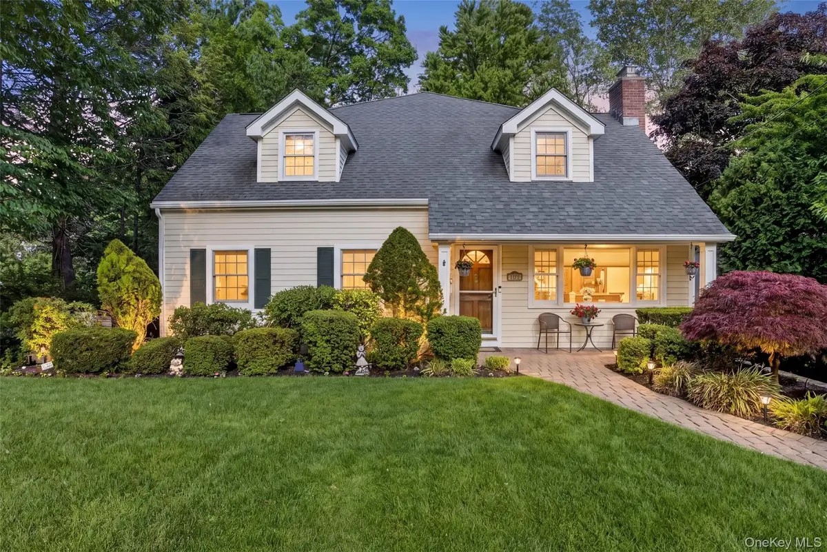 110 Park Drive, Eastchester, NY 10709 - #1