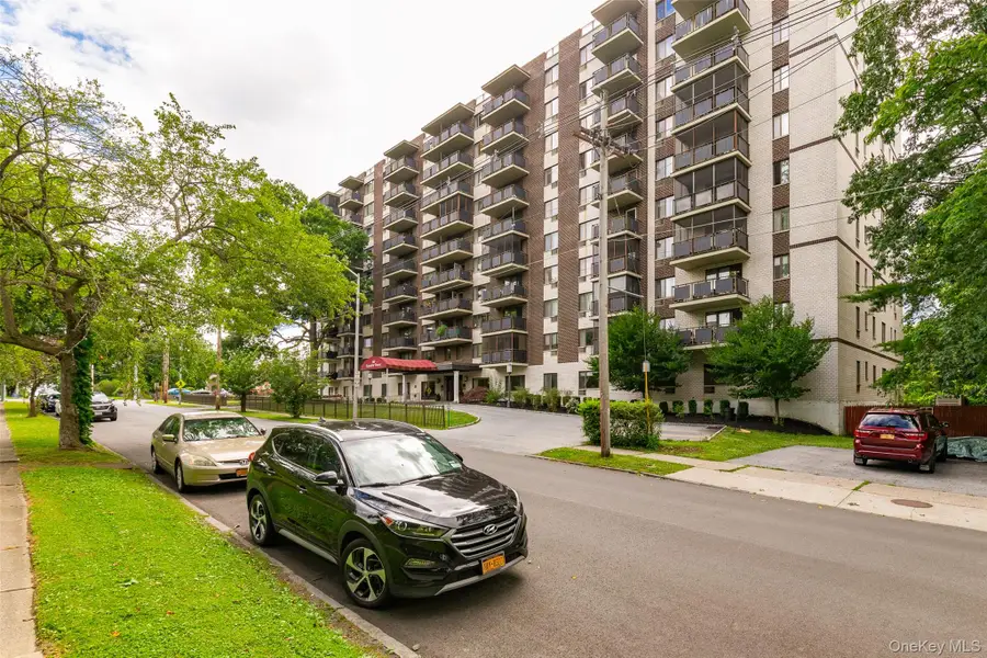 160 Academy Street #1E, Poughkeepsie, NY 12601 - #2