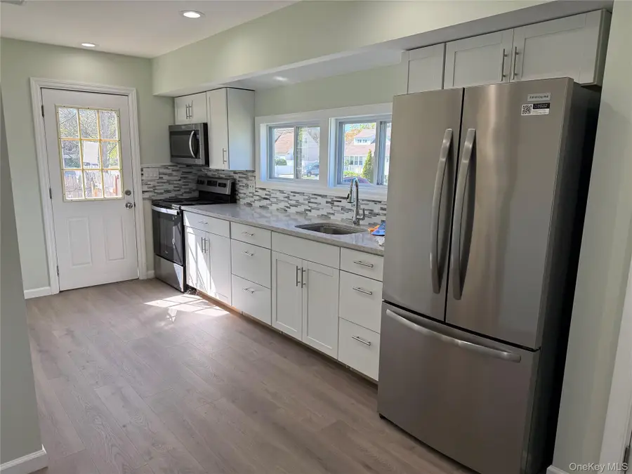 60 Meadowbrook Drive, Brentwood, NY 11717 - #3