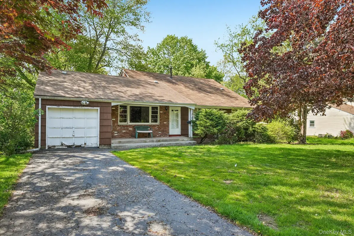 35 Old Middletown Road, New City, NY 10956 - #1