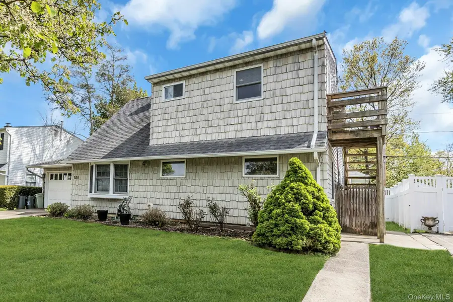 159 Kingfisher Road, Levittown, NY 11756 - #3