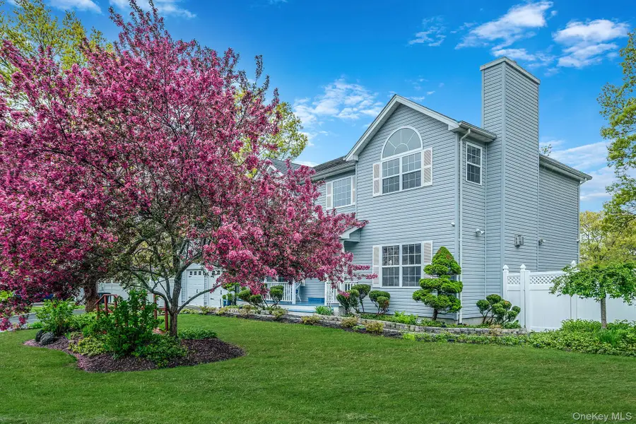 73 Elm Avenue, Coram, NY 11727 - #3