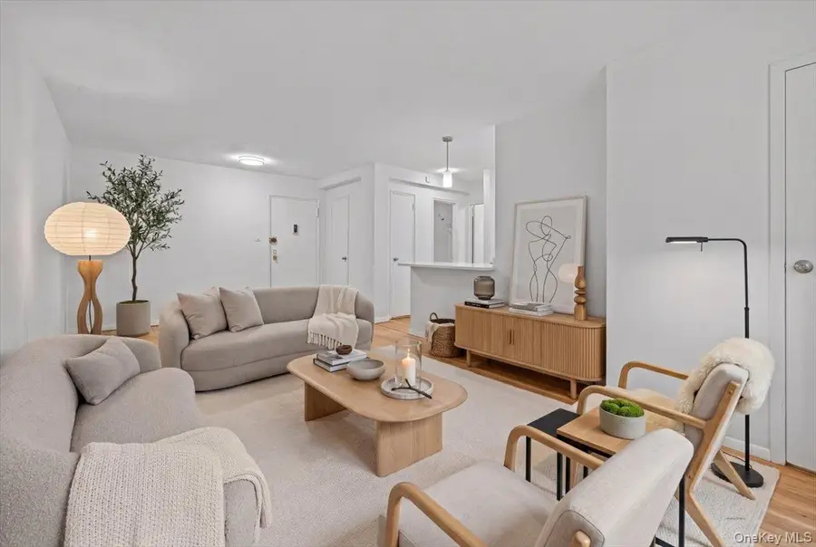 5425 Valles Avenue #2M, Bronx, NY 10471 - #2