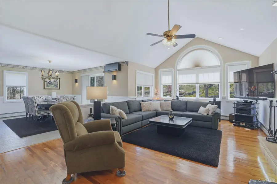 21 Nicole Way, Mahopac, NY 10541 - #3