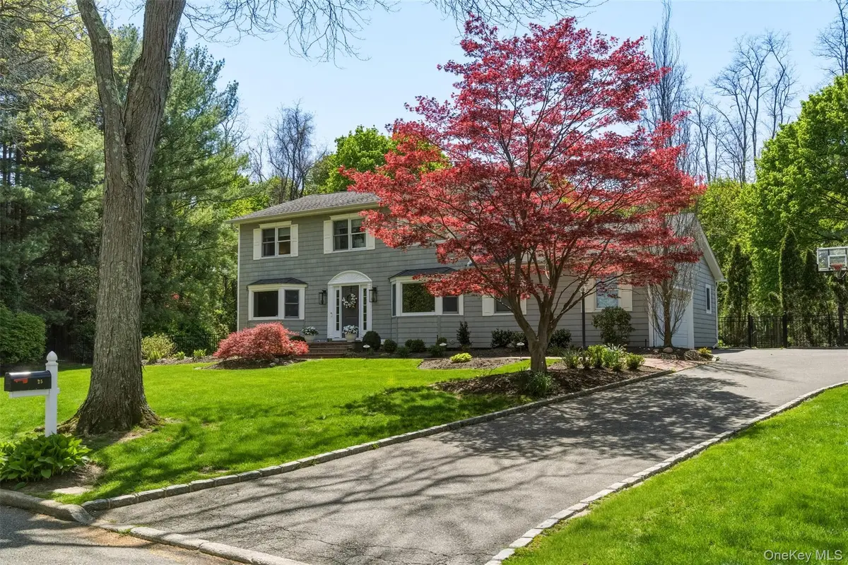 25 Makanna Drive, Huntington, NY 11743 - #1