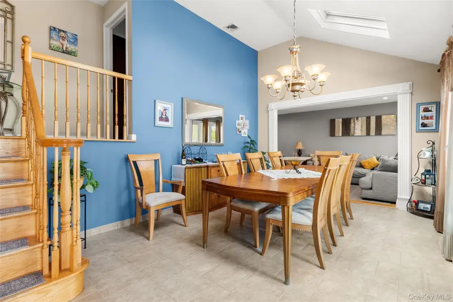 234 E 3rd Street, Deer Park, NY 11729 - #3