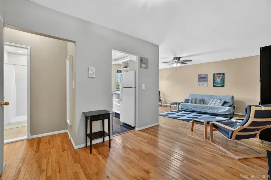 30 E Hartsdale Avenue #2A, Hartsdale, NY 10530 - #3