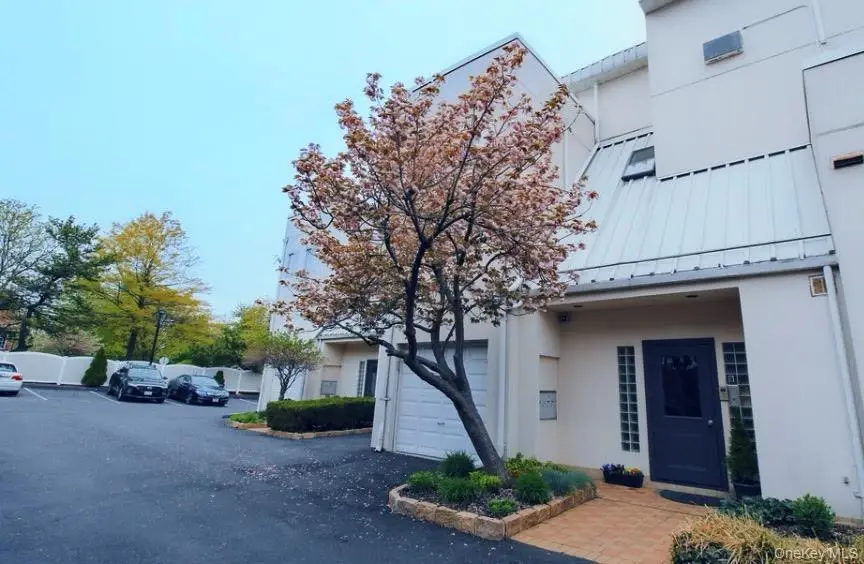 2716 Schurz Avenue #B1, Bronx, NY 10465 - #2
