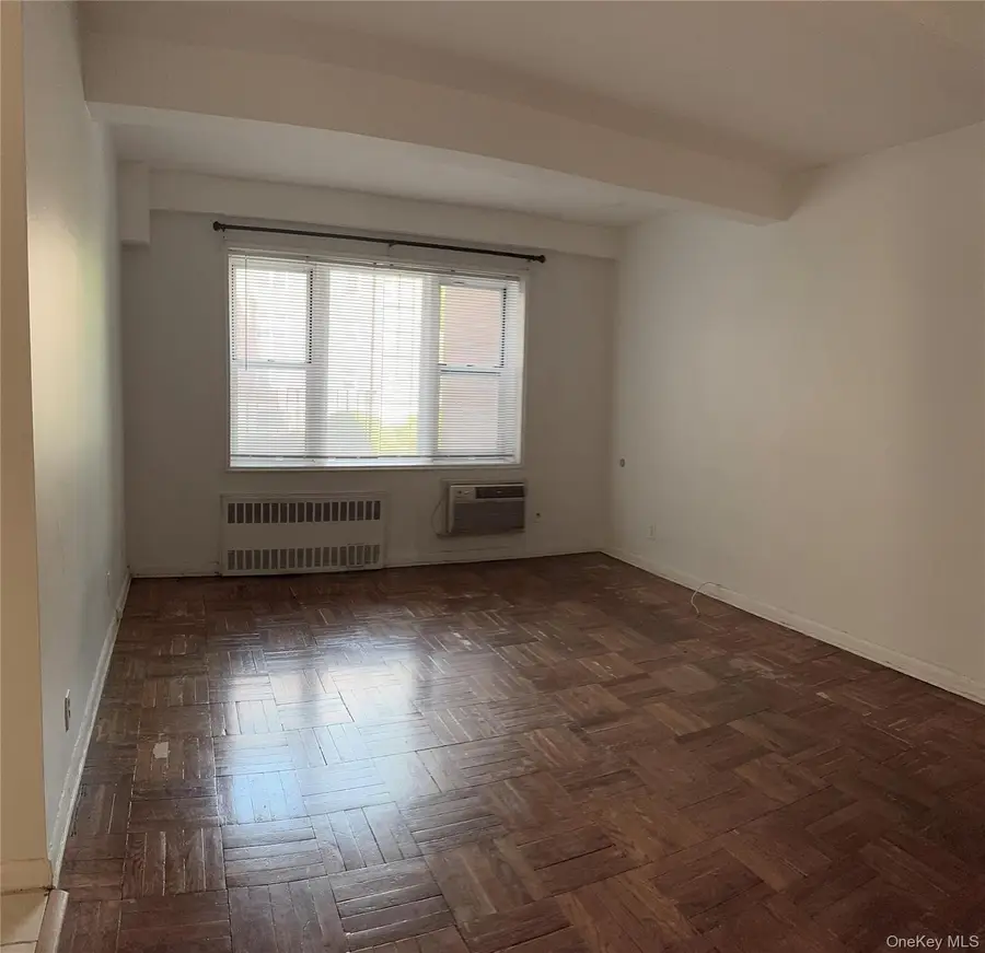 2 Sadore Lane #1R, Yonkers, NY 10710 - #3