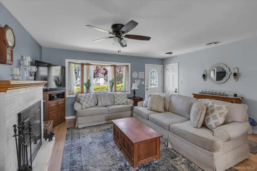 88 Colonial Street, East Northport, NY 11731 - #2