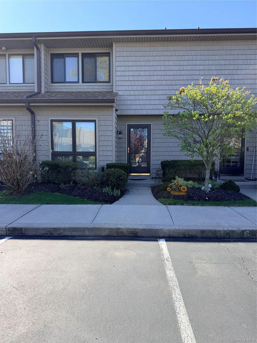 81 Stanford Court #B, Wantagh, NY 11793 - #2