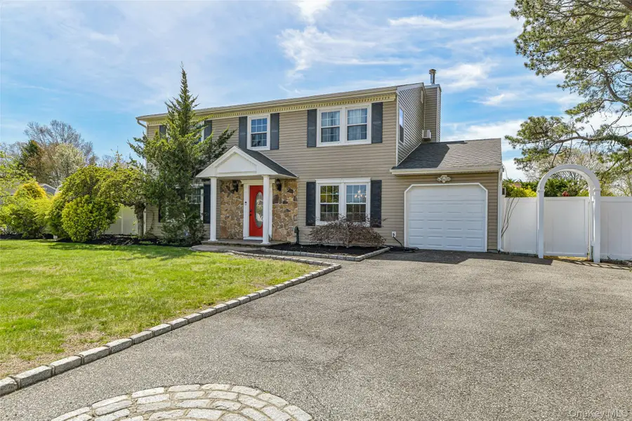 2 Deer Path, East Patchogue, NY 11772 - #2