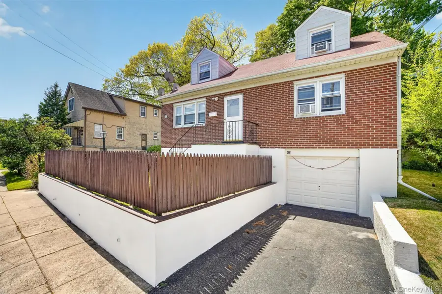 15 Halley Street, Yonkers, NY 10704 - #2