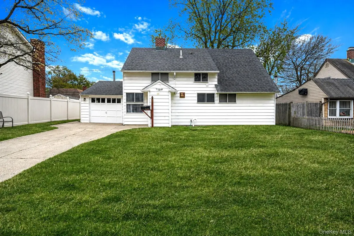 82 Elm Drive N, Levittown, NY 11756 - #1