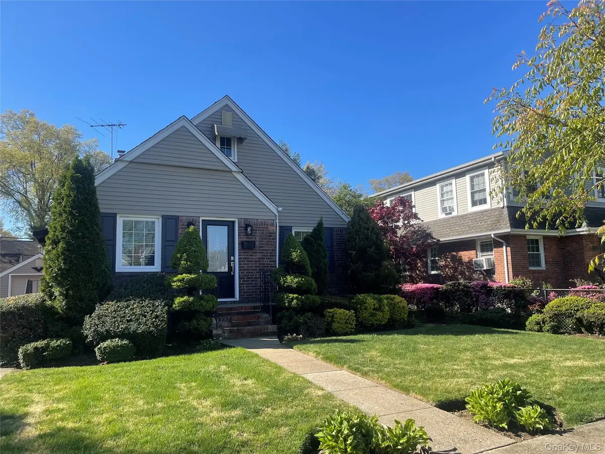 145 Wilton Street, New Hyde Park, NY 11040 - #1