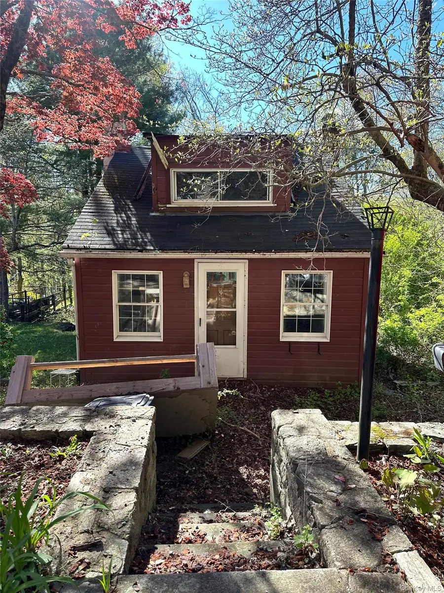 102 Lake Kitchawan Drive, South Salem, NY 10590 - #3