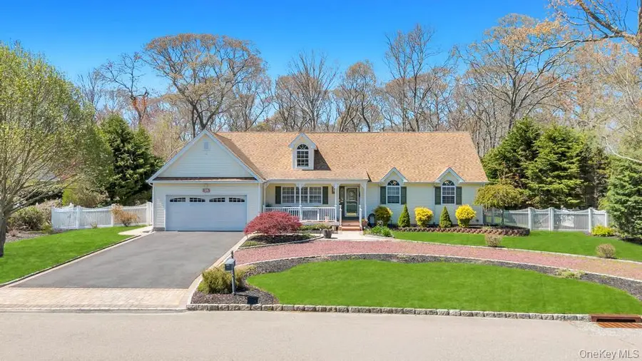 38 James Hawkins Road, Moriches, NY 11955 - #2