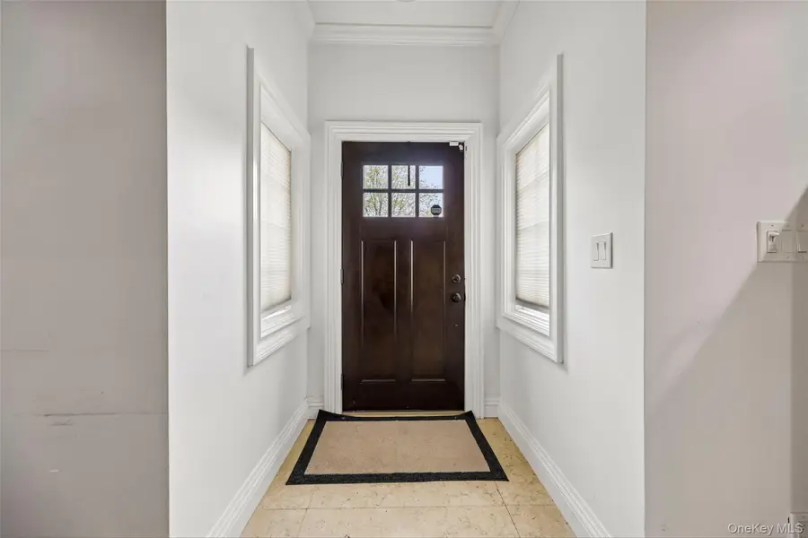 57 Berkley Road, Mineola, NY 11501 - #3