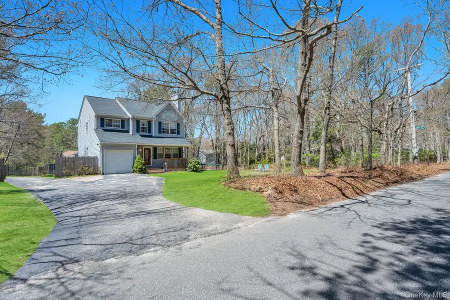 343 Oak Avenue, Flanders, NY 11901 - #2