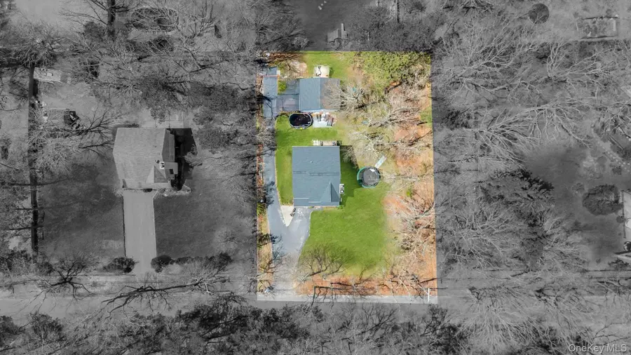 343 Oak Avenue, Flanders, NY 11901 - #3