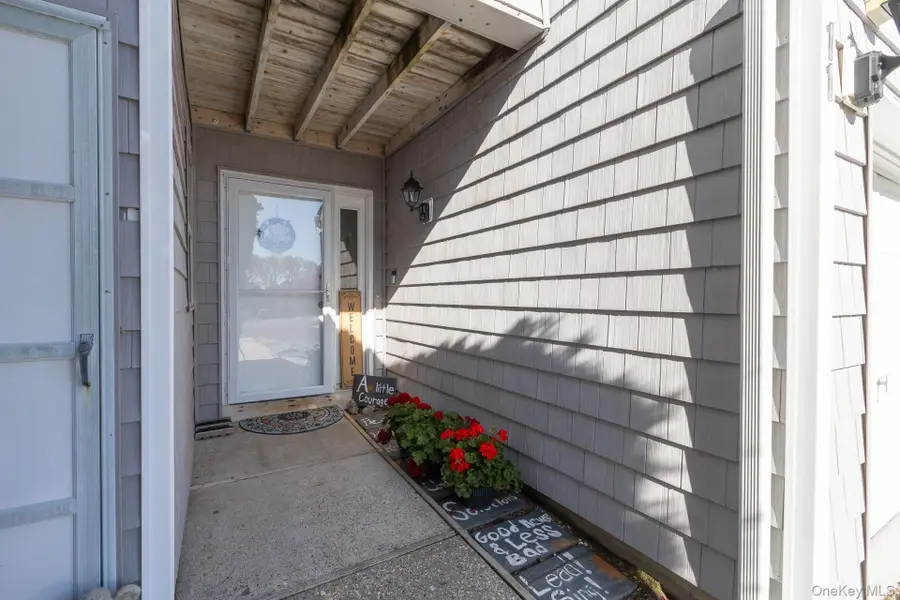 11 Vista Drive #11, Manorville, NY 11949 - #3