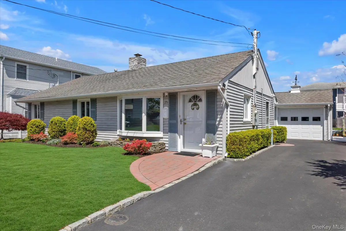 25 Bayview Avenue, Babylon, NY 11702 - #1