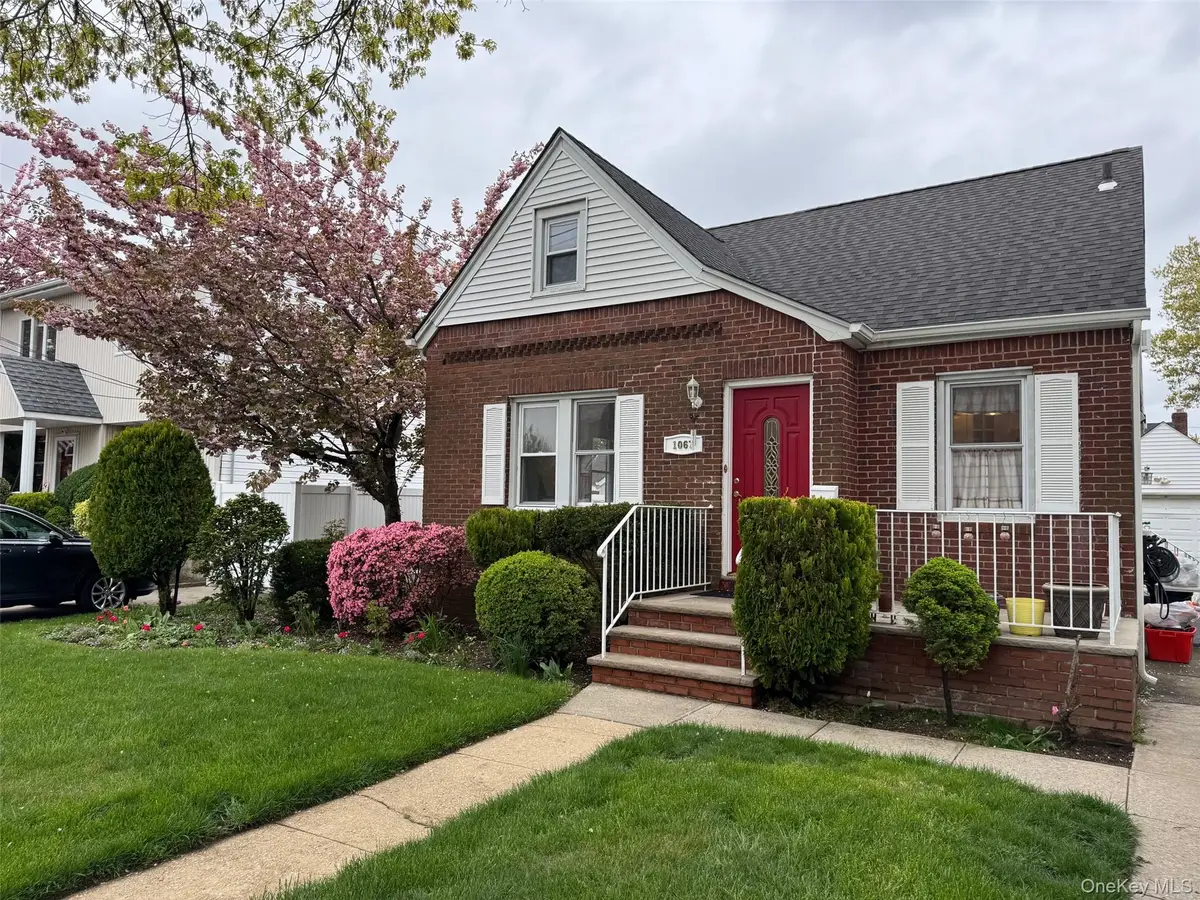 1067 Theodora Street, Franklin Square, NY 11010 - #1